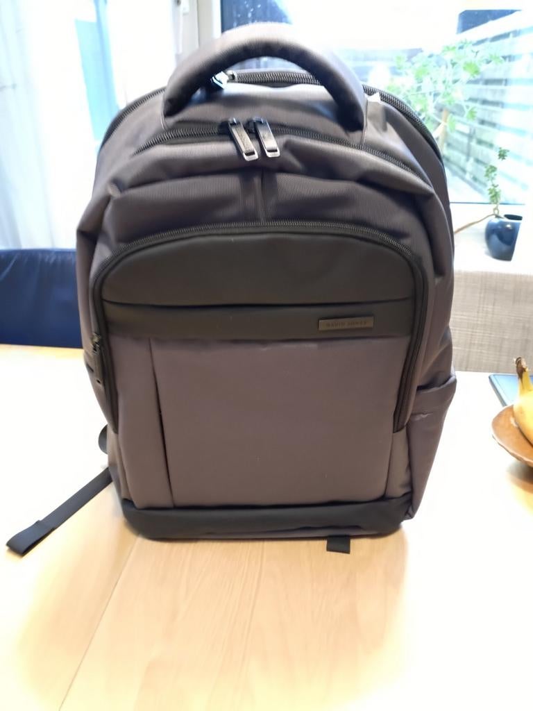 Stevige laptoprugtas 17inch, Computers en Software, Laptoptassen, Ophalen, 17 inch of meer, Zo goed als nieuw, Rugzak