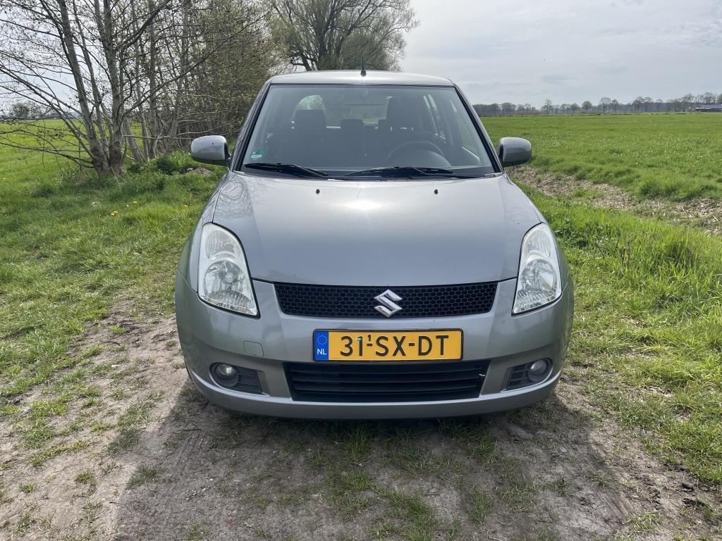 Suzuki Swift 1.5 Exclusive (bj 2006), 4 cilinders, 400 kg, Swift, Bedrijf