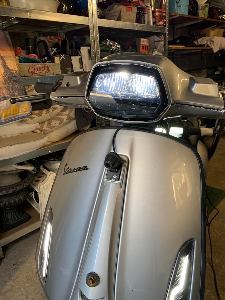 Koplamp vespa sprint smoke, Ophalen of Verzenden, Zo goed als nieuw, Koplamp, Vespa