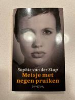 Meisje met negen pruiken - Sophie van der Stap, Ophalen of Verzenden, Zo goed als nieuw, Nederland
