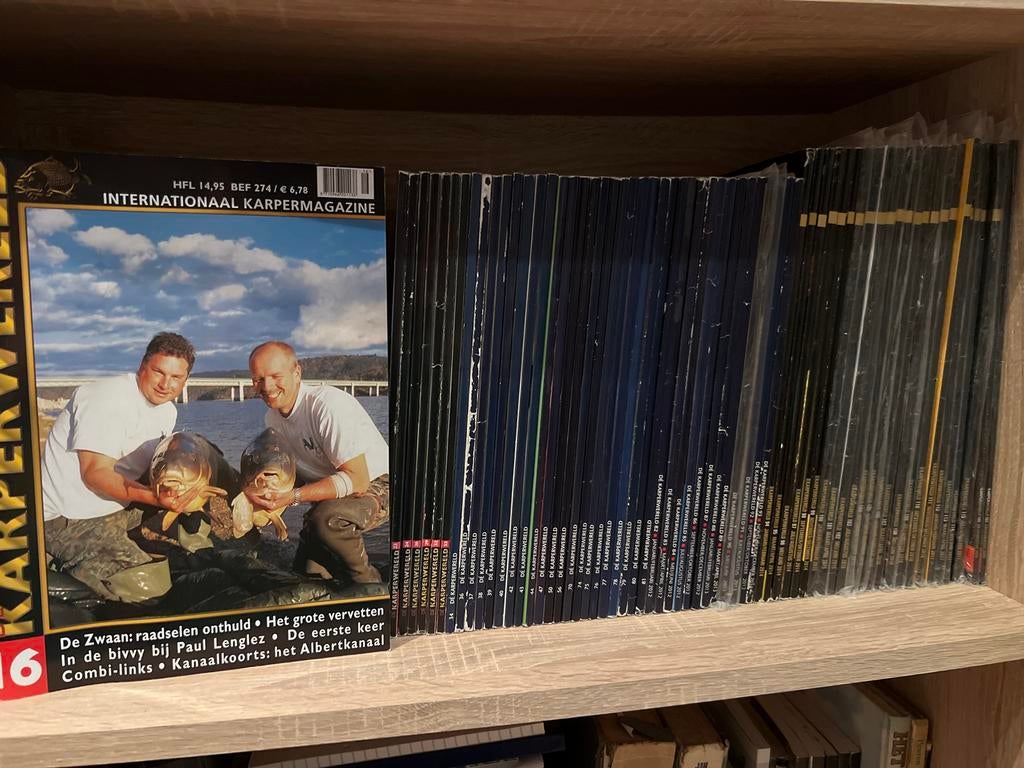 Ruim 65x De Karperwereld magazine - Complete collectie, Ophalen, Gelezen, Sport en Vrije tijd