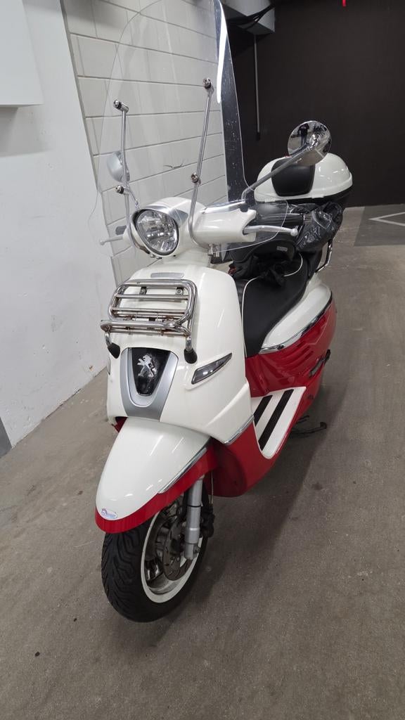 Peugeot Djanco scooter 2015 -, Ophalen, Overige modellen, Zo goed als nieuw