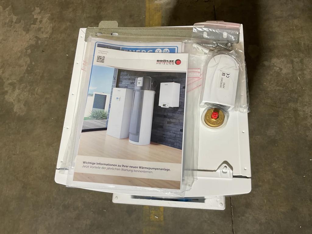 Nieuwe lucht/water warmtepomp 11 kW (binnen + buitenunit), Doe-het-zelf en Verbouw, Ophalen, Nieuw, Compleet systeem