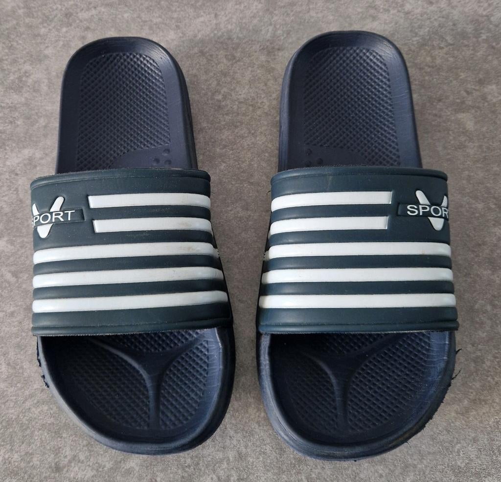 Slippers maat 39 - ideaal voor vakantie, Slippers, Blauw, Ophalen of Verzenden, V sport