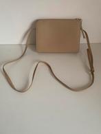 Beige tasje nieuw schoudertas, Ophalen of Verzenden, Zo goed als nieuw, Beige, Schoudertasje