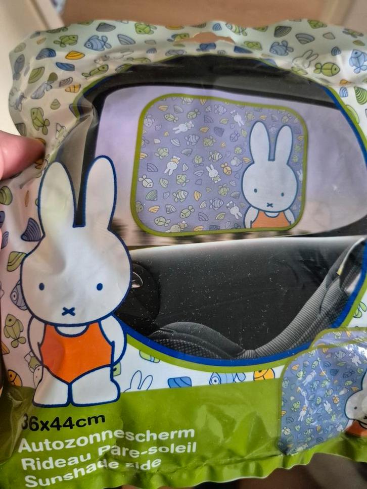 Nieuw Nijntje auto zonnescherm 36x44cm, Auto diversen, Auto-accessoires, Nieuw, Ophalen of Verzenden