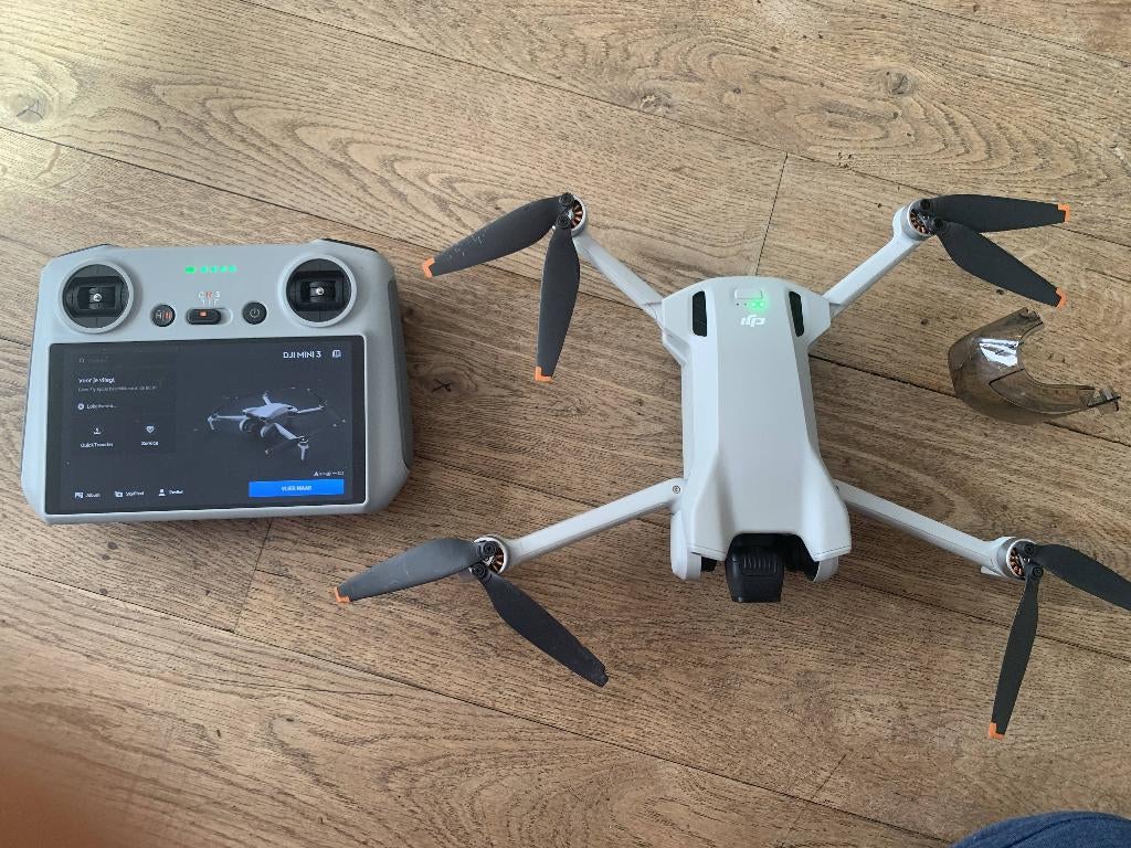 DJI mini 3 met rc controller, 5 tot 10 kilometer, Zo goed als nieuw, DJI, Professionele drone