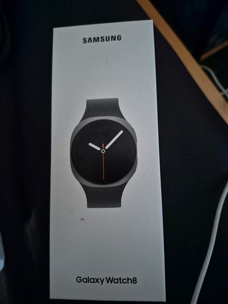 Samsung Galaxy Watch 8 LTE - eventueel ruilen sam buds 4 pro, Sieraden, Tassen en Uiterlijk, Smartwatches, Nieuw, Android, Afstand