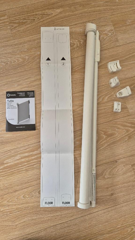 Oprolhekje Lionelo Tulia wit, Kinderen en Baby's, Traphekjes, Ophalen, Overige materialen, Oprolhekje, Zo goed als nieuw