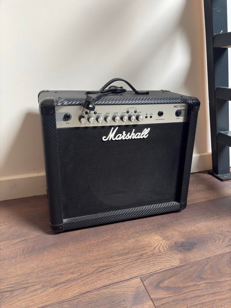 Marshall MG30CFX Gitaar Versterker - Zo goed als nieuw, Muziek en Instrumenten, Versterkers | Bas en Gitaar, Ophalen, Zo goed als nieuw
