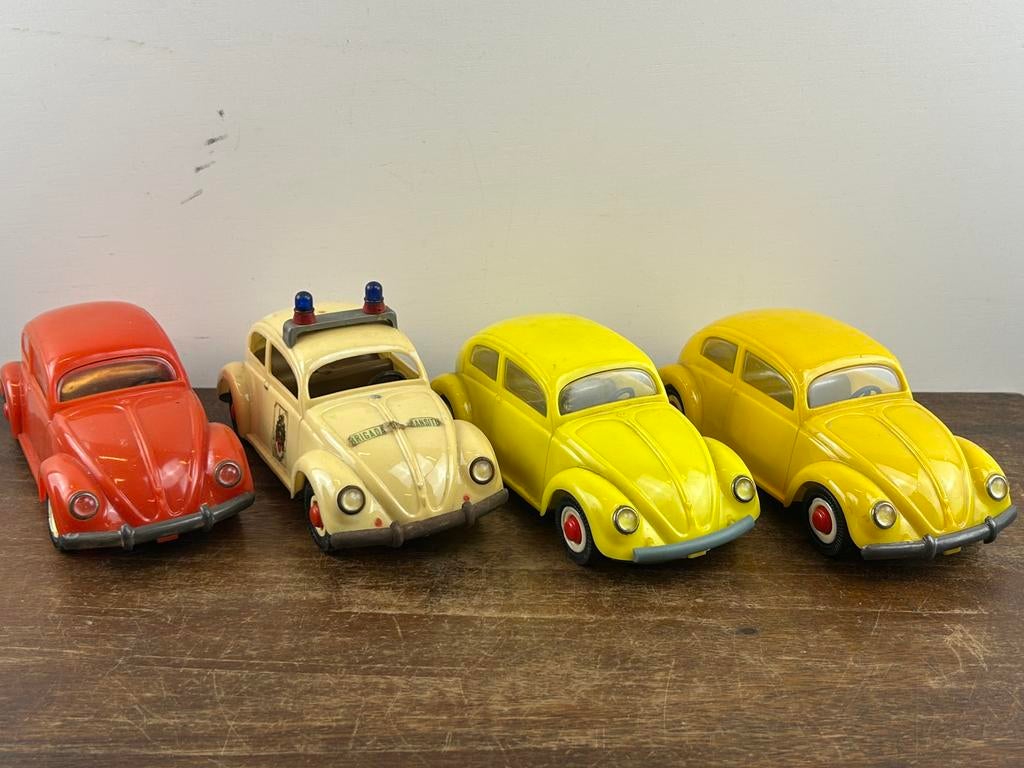 Pepe Speelgoedauto Volkswagen Kever made in Portugal, Antiek en Kunst, Antiek | Speelgoed, Ophalen of Verzenden