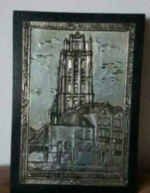 Rechthoekige plaquette  relief portret dordrecht groote kerk, Ophalen