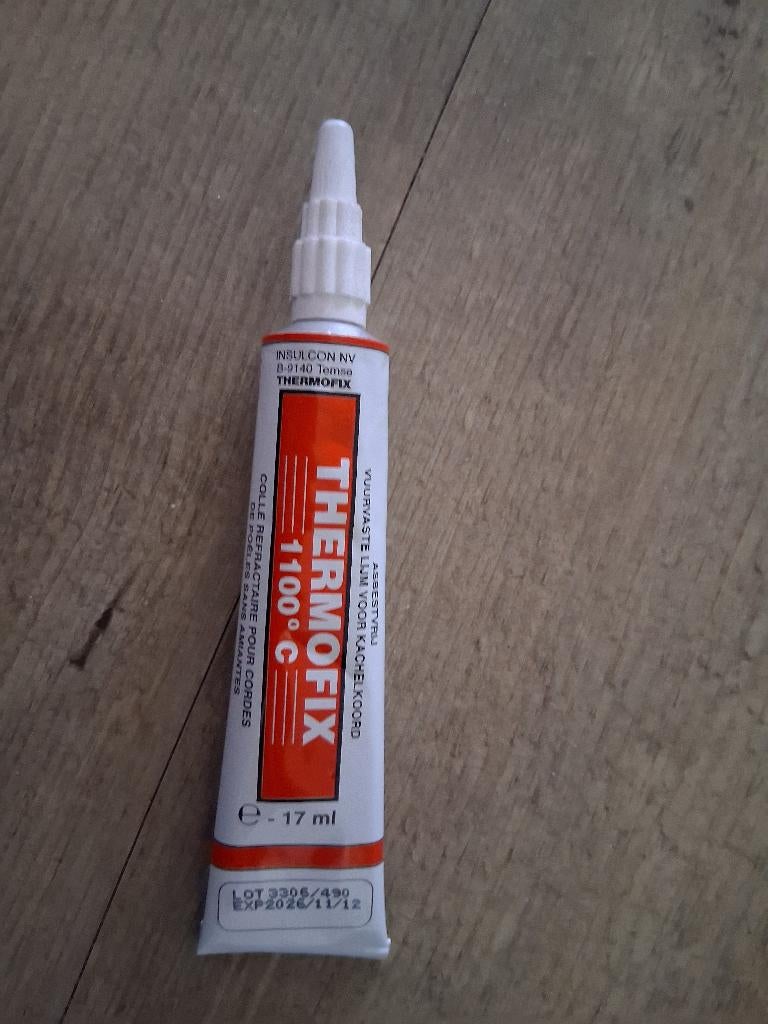NIEUW kachelkoord + lijm, Minder dan 4 cm, Overige materialen, Nieuw, Ophalen of Verzenden
