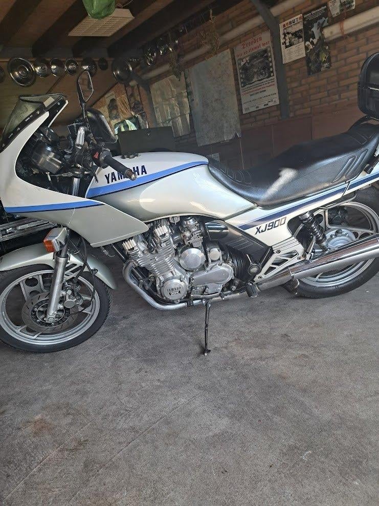 Motoren Yamaha XJ 900, Cardan-aandrijving, 4 cilinders, Motorrijbewijs A, Gebruikt