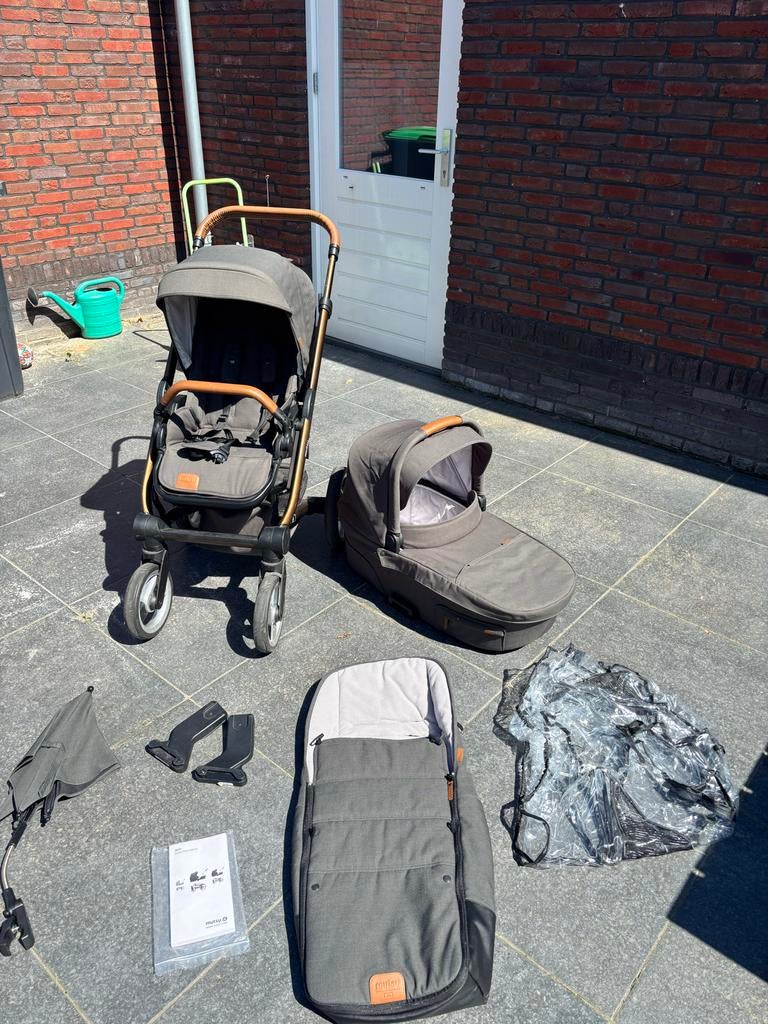 Mutsy Nio Adventure Pine Green met accessoires, Ophalen, Gebruikt, Combiwagen, Mutsy