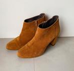 MANFIELD LAARSJES MT:39 NIEUWSTAAT., Geel, Ophalen of Verzenden, Zo goed als nieuw, Lage of Enkellaarzen