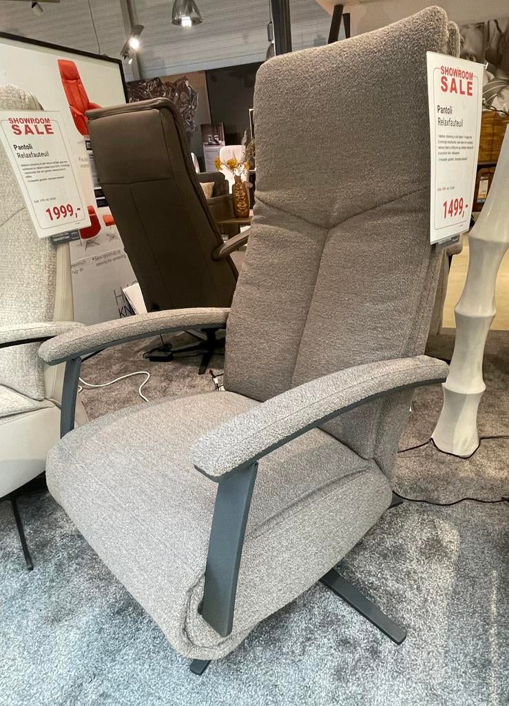 Pantoli relaxfauteuil, Ophalen, Minder dan 75 cm, Zo goed als nieuw, Stof