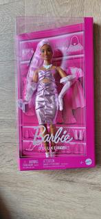 Barbie met glanzende midi jurk deluxe styl *Nieuw*, Kinderen en Baby's, Ophalen of Verzenden, Nieuw, Barbie