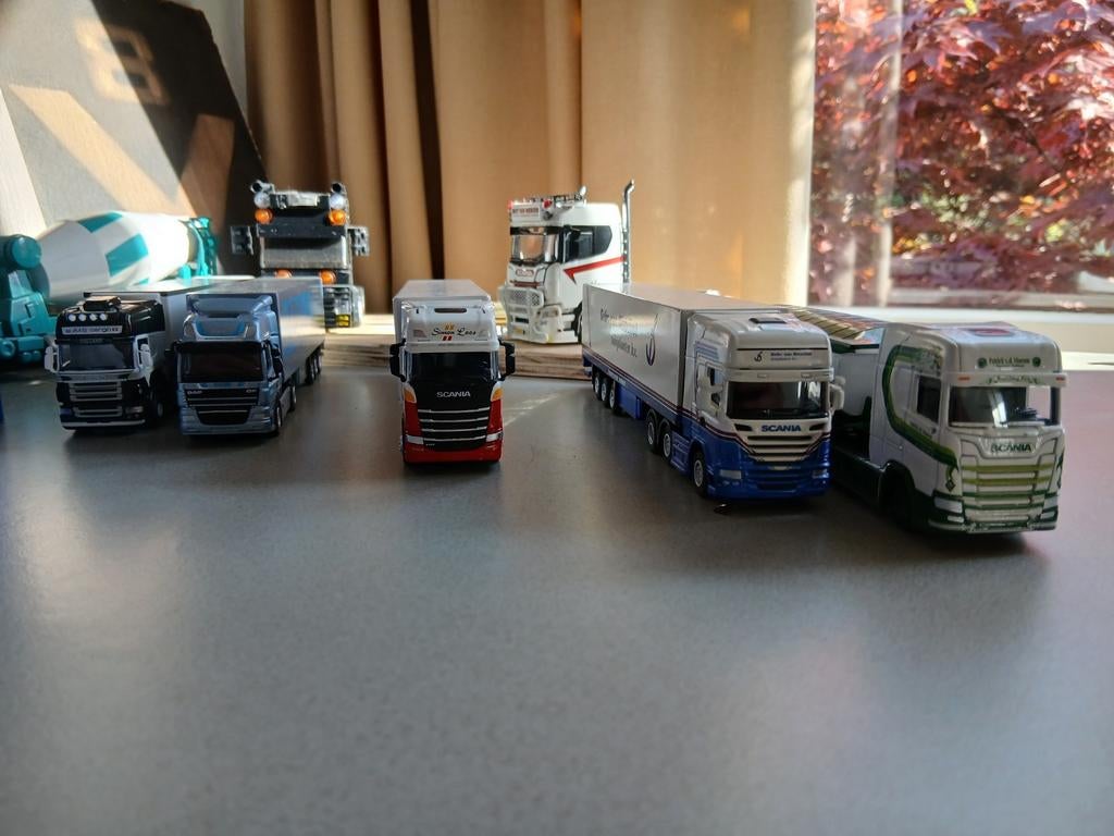 5x Herpa & WSI Vrachtwagens 1:87 - Modelauto's, 1:50 of kleiner, Zo goed als nieuw, Truck, Ophalen