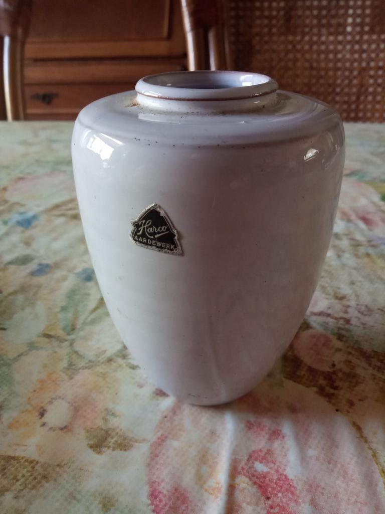 Harco aardewerk vaasje jaren 60, Ophalen of Verzenden