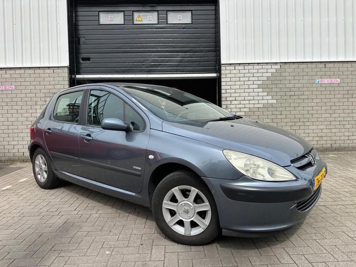 Peugeot 307 1.6-16V Navtech | Airco | Clima, Auto's, Peugeot, Bedrijf, Te koop, ABS, Airbags, Airconditioning, Boordcomputer, Centrale vergrendeling