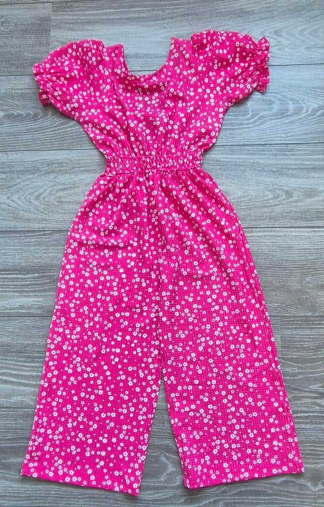 Nieuwe roze jumpsuit met bloemenprint - KIDS maat 122, Kinderen en Baby's, Kinderkleding | Maat 122, Ophalen of Verzenden, Nieuw