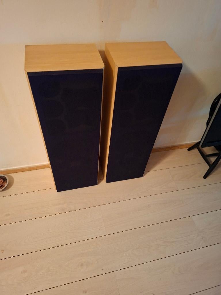 MOOIE HOGE SPEAKERS IN TOP STAAT