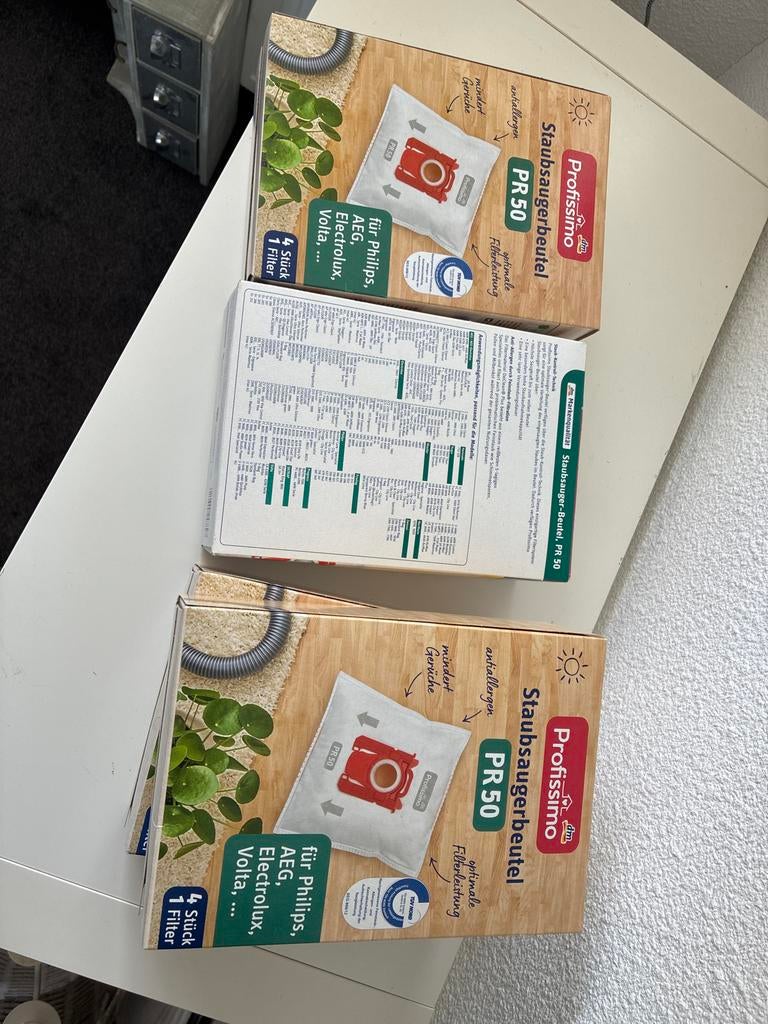 Profissimo PR 50 stofzuigerzakken voor Philips, AEG, Electro, Ophalen of Verzenden, Nederland