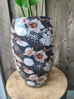 Te koop, mooie pot/vaas (metaal), Huis en Inrichting, Woonaccessoires | Vazen, Ophalen, Overige materialen, Overige kleuren, Zo goed als nieuw