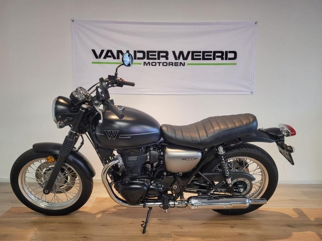 KAWASAKI W800 (bj 2021), 2 cilinders, Bedrijf, Onbekend, KAWASAKI