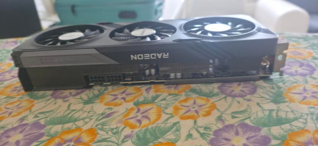 Gigabyte AMD Radeon RX 7600 XT 16GB, Computers en Software, Videokaarten, Ophalen of Verzenden