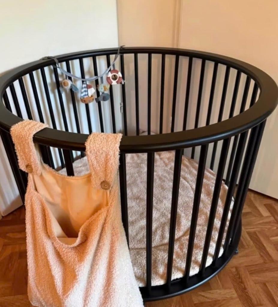 Bopita ronde box zwart, Ophalen, Zo goed als nieuw, Rond, In hoogte verstelbaar