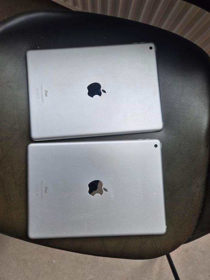 2x iPad A2197 32GB - Zo goed als nieuw voor jou of je kids!, Computers en Software, Apple iPads, Gebruikt, Apple iPad, Wi-Fi, 10 inch