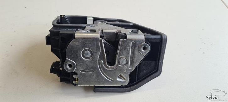 Deurslot rechts voor binnenzijde deur BMW X3 / Z4 / 5 serie, Auto-onderdelen, Carrosserie en Plaatwerk, Gebruikt, Ophalen of Verzenden
