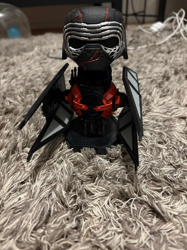 Star Wars Funko Pop Kylo Ren TIE Fighter, Ophalen of Verzenden, Gebruikt, Beeldje of Buste