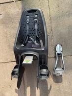 Yepp achterzitje zwart met adapter, Ophalen, Zo goed als nieuw, Achterzitje, Voetsteuntjes