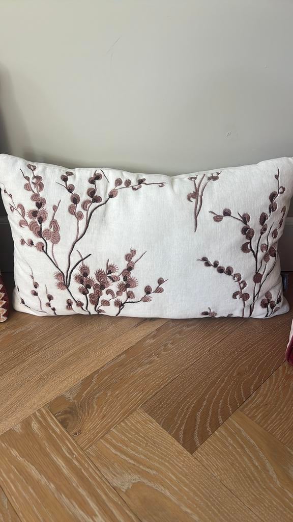 Kussen langwerpig 50x30cm, Huis en Inrichting, Woonaccessoires | Kussens, Ophalen of Verzenden, Zo goed als nieuw, Vierkant