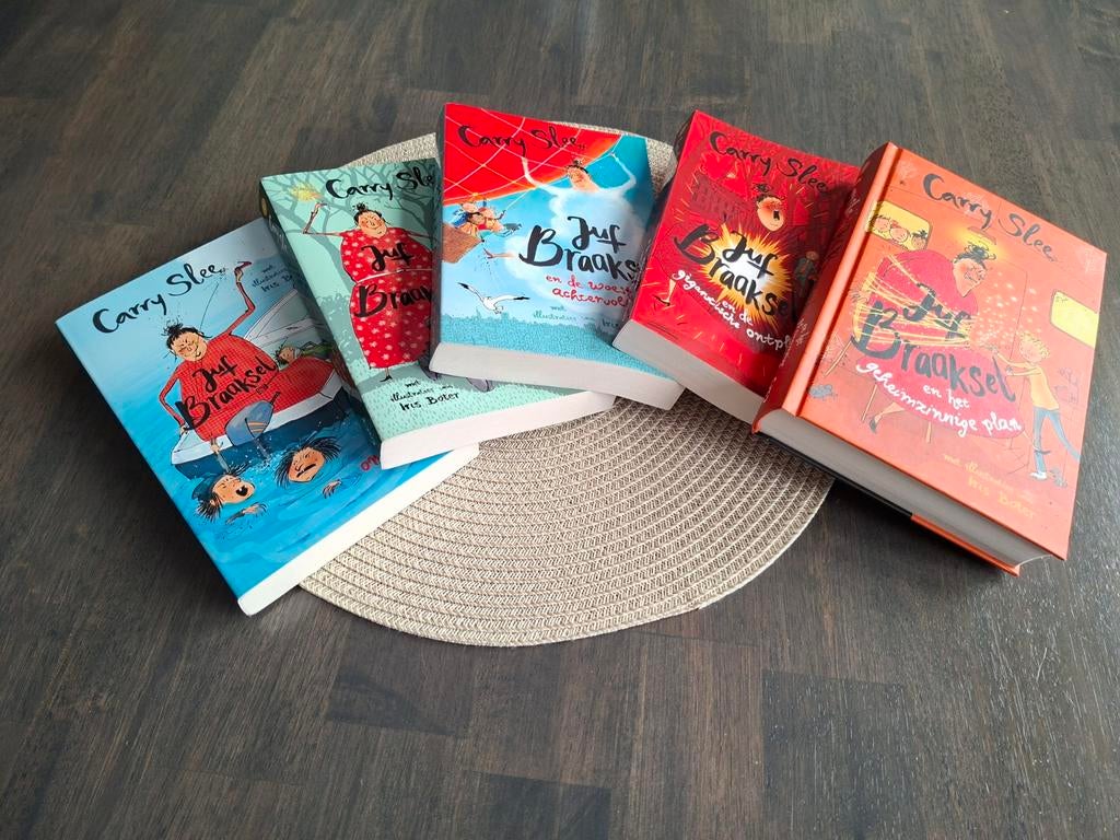 VRIJWEL NIEUW - set Juf Braaksel - Carry Slee 3,4,5,6 &7, Ophalen of Verzenden, Zo goed als nieuw, Carry Slee, Fictie algemeen