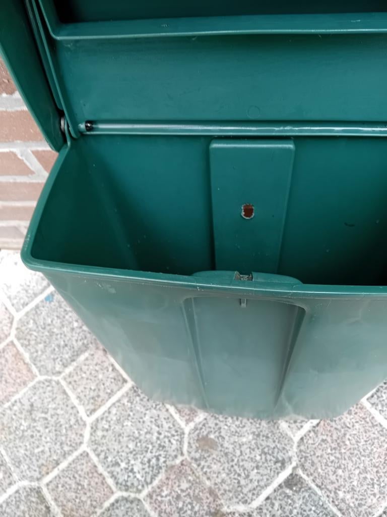 Wavin Hardenberg brievenbus groen - Redelijke staat, Tuin en Terras, Ophalen of Verzenden, Gebruikt, Kunststof, Wandbrievenbus