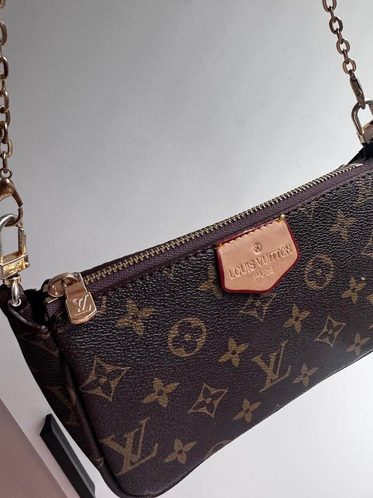 Handtas monogram klein, Ophalen of Verzenden, Zo goed als nieuw, Bruin, Handtas