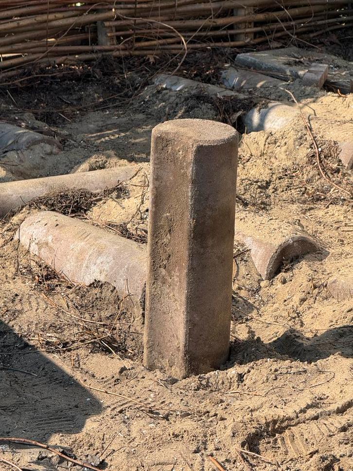 16 betonnen biggenruggen, Tuin en Terras, Tegels en Klinkers, Gebruikt, Overige typen, Beton, Minder dan 5 m², Ophalen