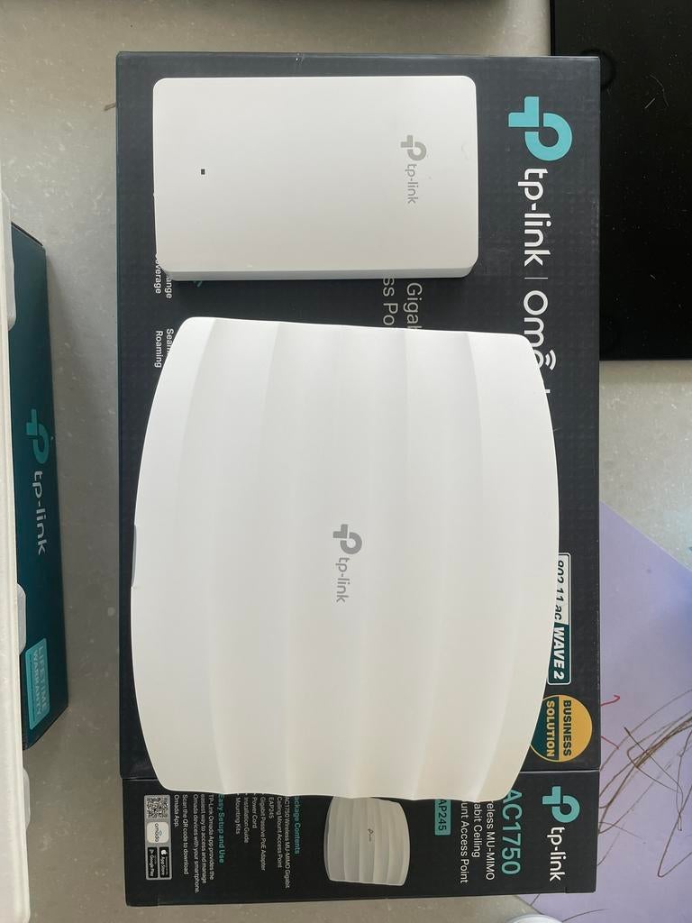 Tp link eap wall 235 en eap 245, Computers en Software, Accesspoints, Ophalen of Verzenden, Zo goed als nieuw