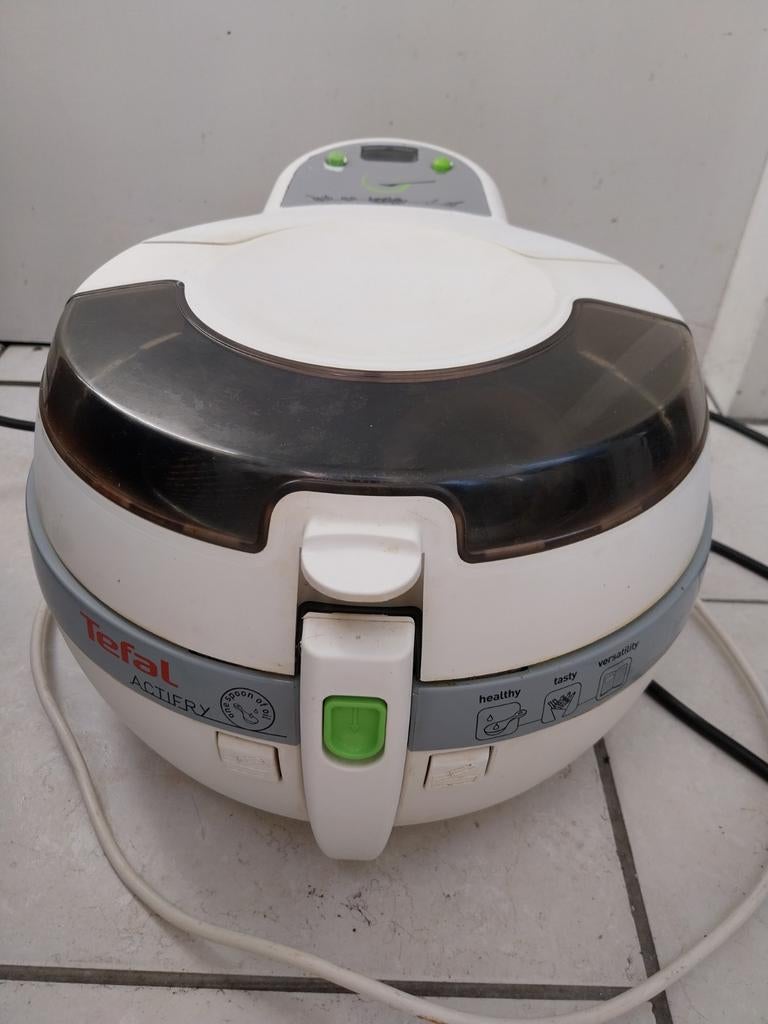 Tefal Actifry heteluchtfriteuse, Witgoed en Apparatuur, Frituurpannen, 2 tot 3 liter, Ophalen, Gebruikt, Uitneembare binnenpan