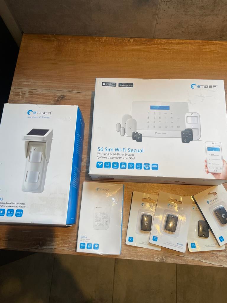 Nieuw eTiger S6 Sim Wi-Fi Secual alarmsysteem + accessoires, Doe-het-zelf en Verbouw, Alarmsystemen, Beweging, Nieuw, Ophalen of Verzenden