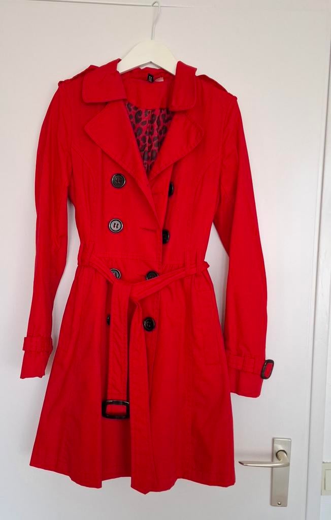 Rode trenchcoat maat 34, H&M, Verzenden, Maat 34 (XS) of kleiner, Gedragen