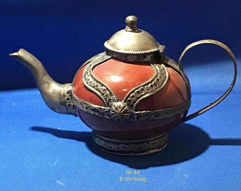 Mini Theepotje - Spanje Ronda Decoratief theepotje, Antiek en Kunst, Ophalen of Verzenden