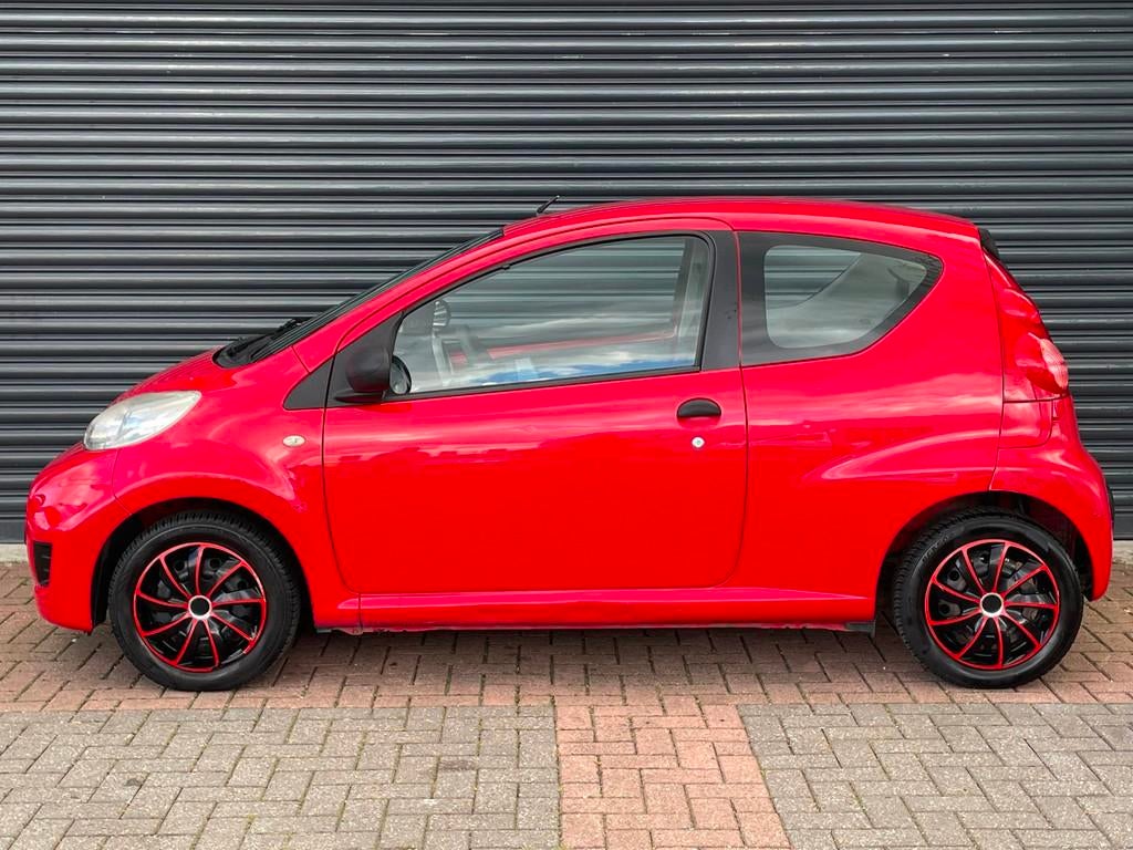 Peugeot 107 1.0-12V XR Nieuwe APK, Auto's, Peugeot, Voorwielaandrijving, Gebruikt, 4 stoelen, Origineel Nederlands