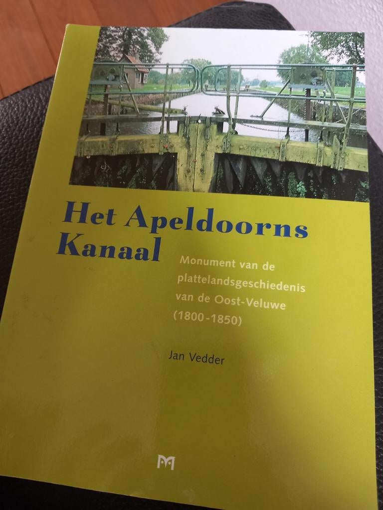 Jan Vedder - Het Apeldoorns Kanaal, Ophalen of Verzenden, Zo goed als nieuw, J. Vedder