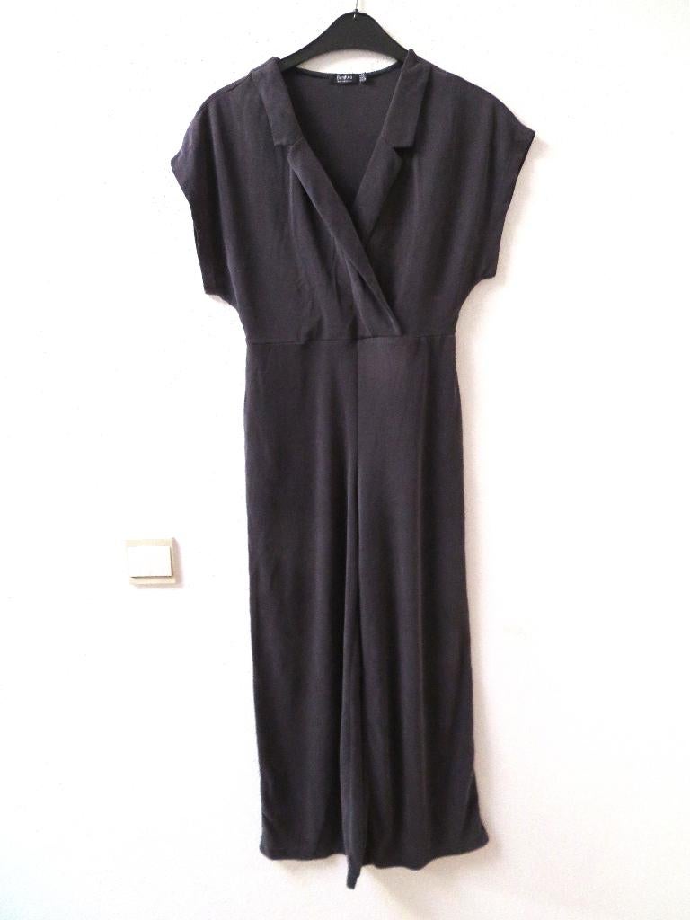 K20 BERSHKA aparte jumpsuit wijde pijp grijs maat S 36, Kleding | Dames, Jumpsuits, Zo goed als nieuw, Maat 36 (S), Grijs, Bershka
