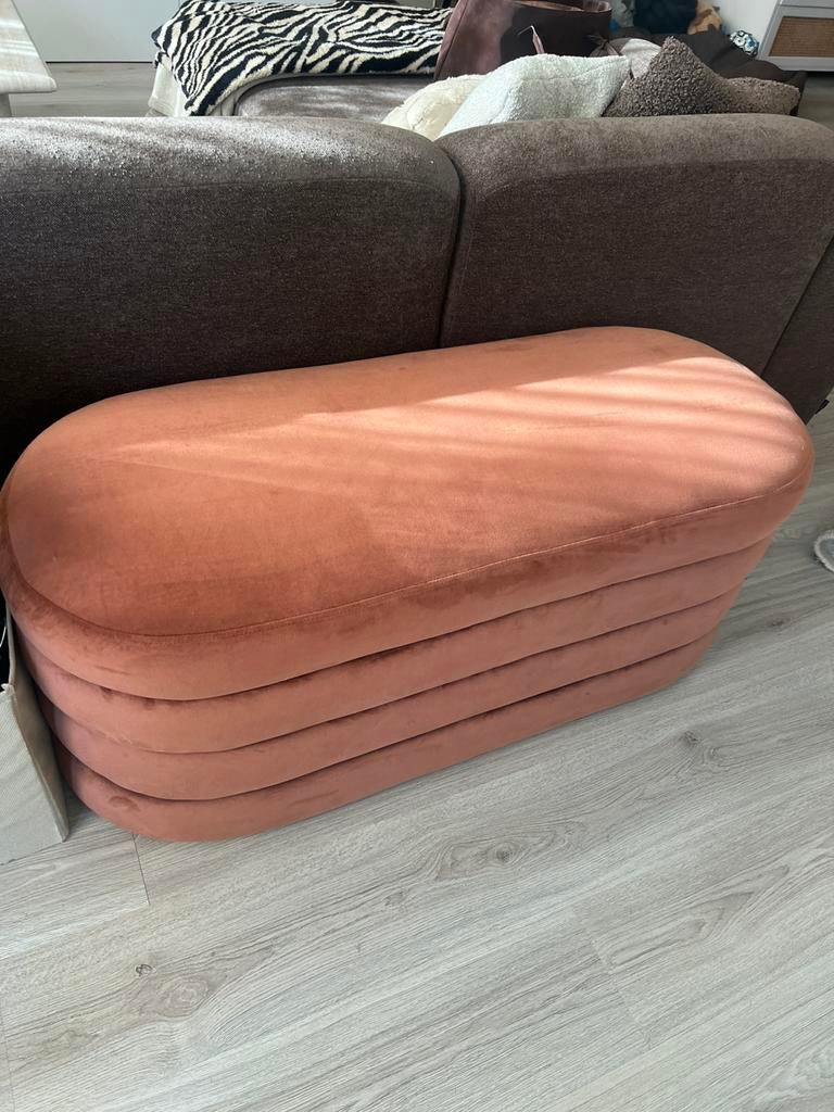 Fluwelen poef / bank Alto Westwing Collection, Ophalen, Zo goed als nieuw, Ovaal, 100 tot 125 cm